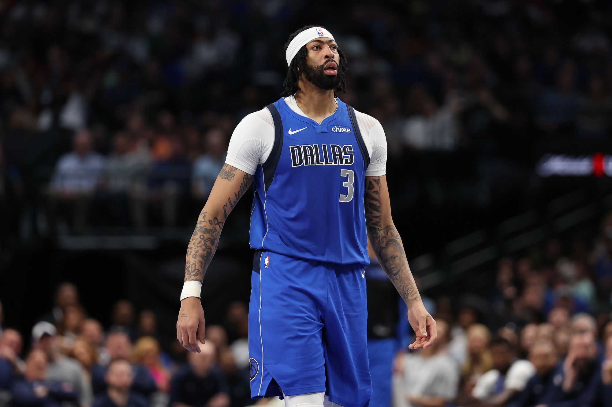 Rapport de blessure des Mavericks : Davis, qui s'était déjà foulé le mollet gauche, a été mis à niveau comme douteux.