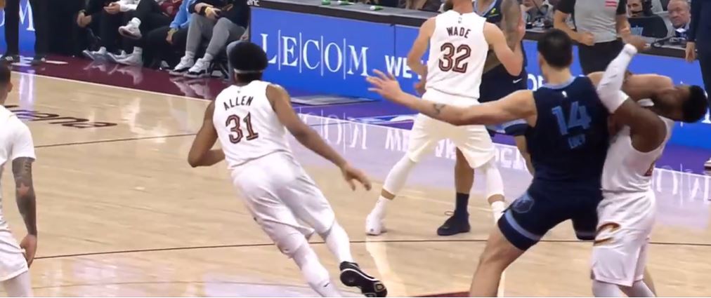 Jaren Jackson Jr. a marqué 10 points au premier quart, les Grizzlies ont mené les Cavaliers de 4 points