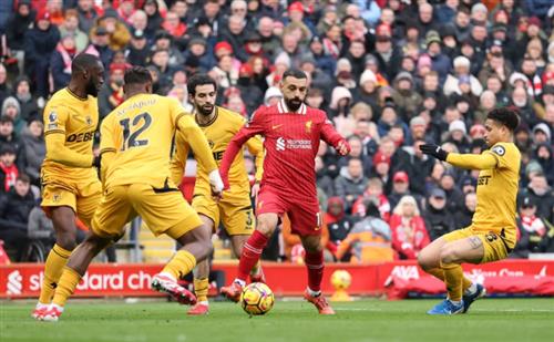 Liverpool contre les loups