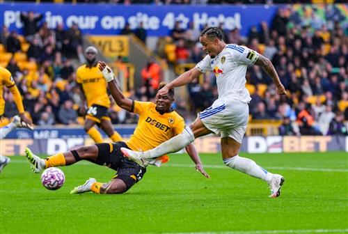 Loups contre Leeds United