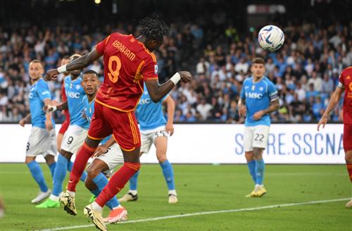 Naples contre Rome