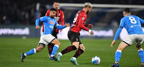 Naples contre Milan AC