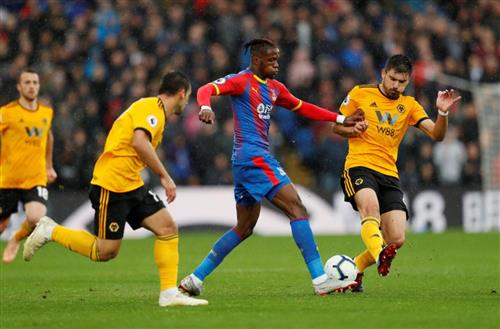 Crystal Palace contre les loups