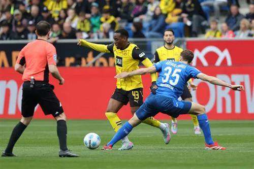 TSG Hoffenheim contre Borussia Dortmund