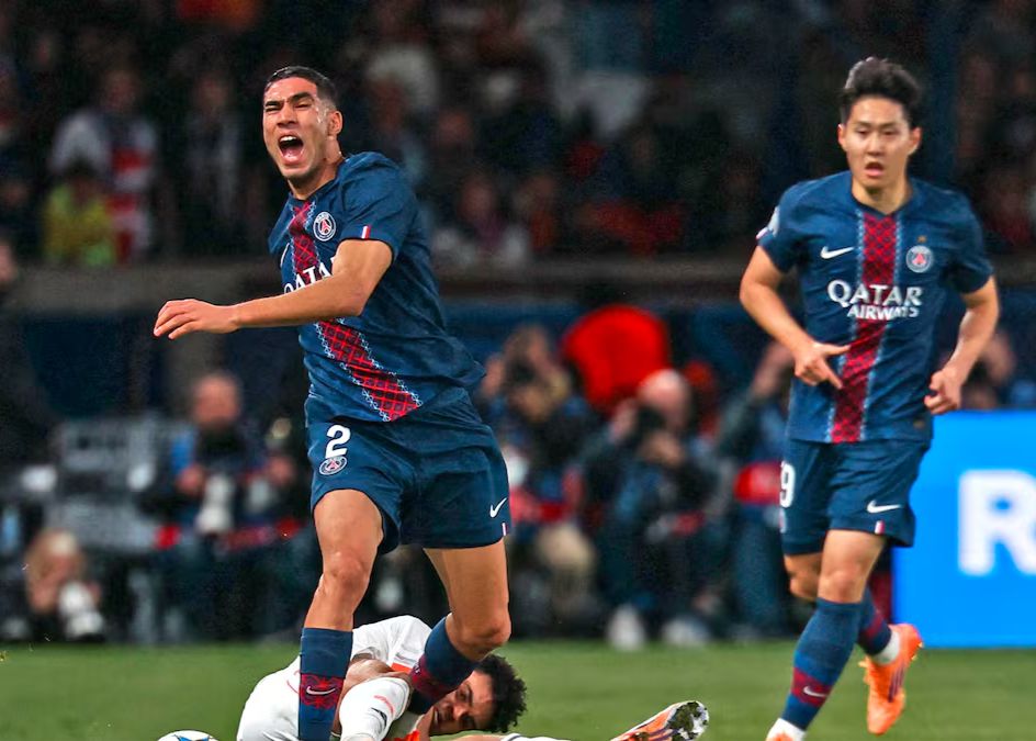 AS : Achraf sera blessé pendant 6 à 8 semaines et ne devrait pas revenir avant l'année prochaine