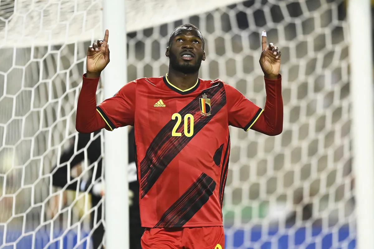 Benteke a réagi après avoir manqué l'équipe de Belgique pendant trois ans : Rien que du point de vue du football, je suis pleinement qualifié pour être sélectionné.